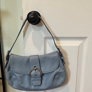 Women’s Leather Shoulder Bag in Light Blue